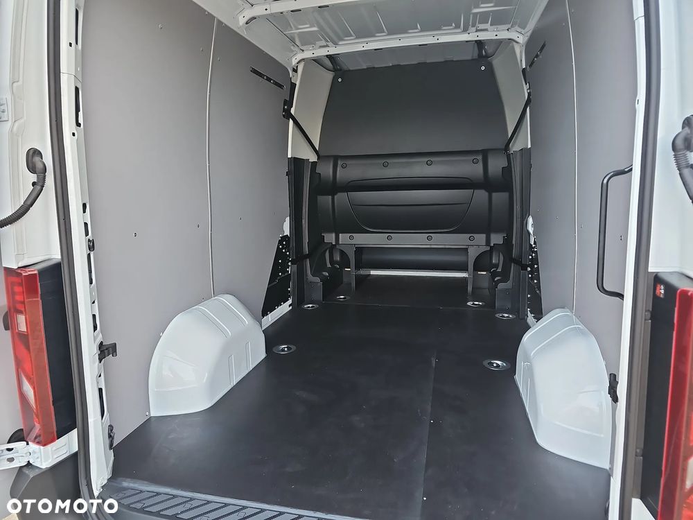 Renault Master L3H2 150KM Brygadówka - 16