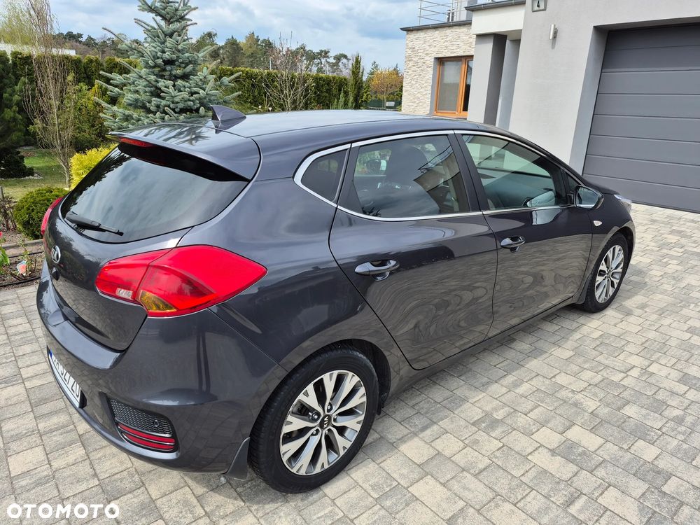 Kia Ceed 1.6 GDI Smart Plus DCT - 8