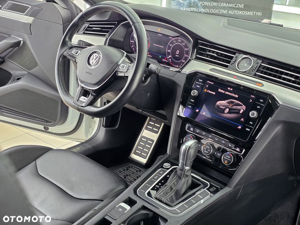 Volkswagen Arteon 2.0 TSI 4Motion R-Line DSG - 2