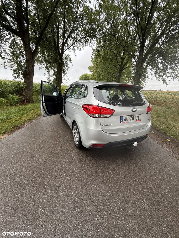 Kia Carens 1.7 CRDi 115 Dream Team Edition - 6