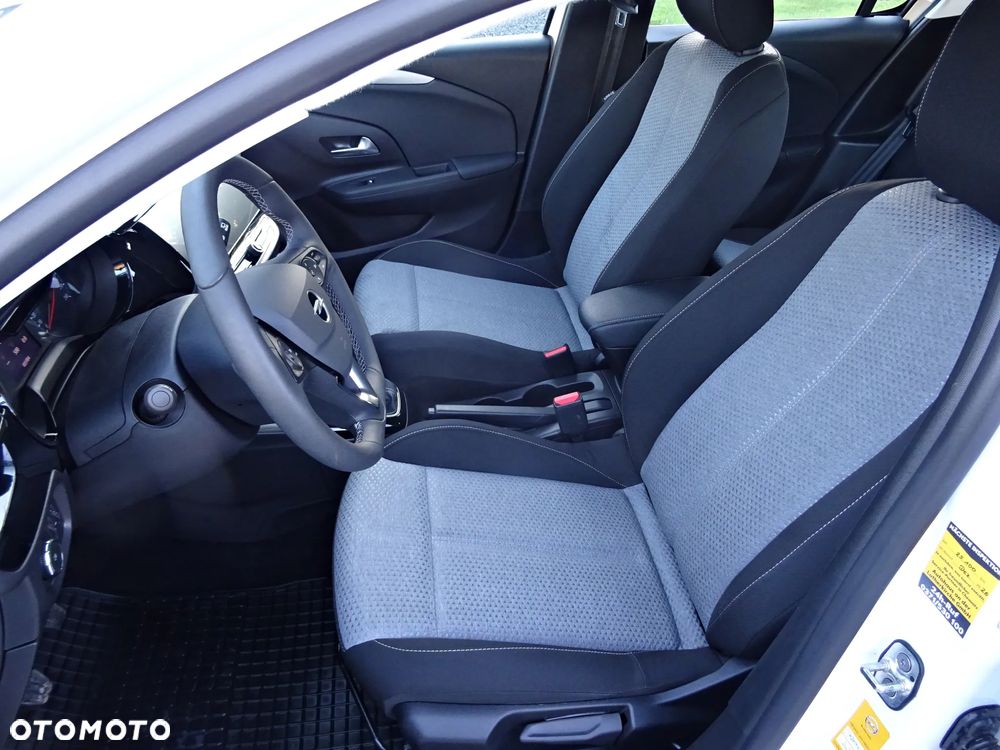 Opel Corsa - 25