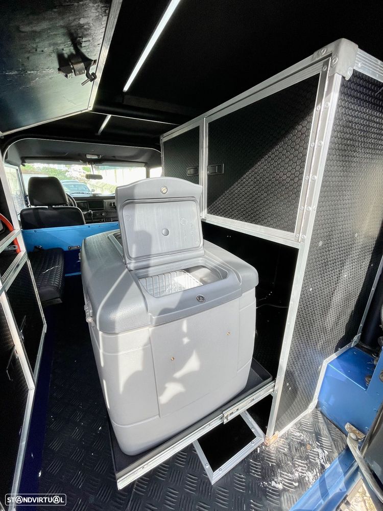 Land Rover Defender 90 2.5 TDi Metal Top - 19