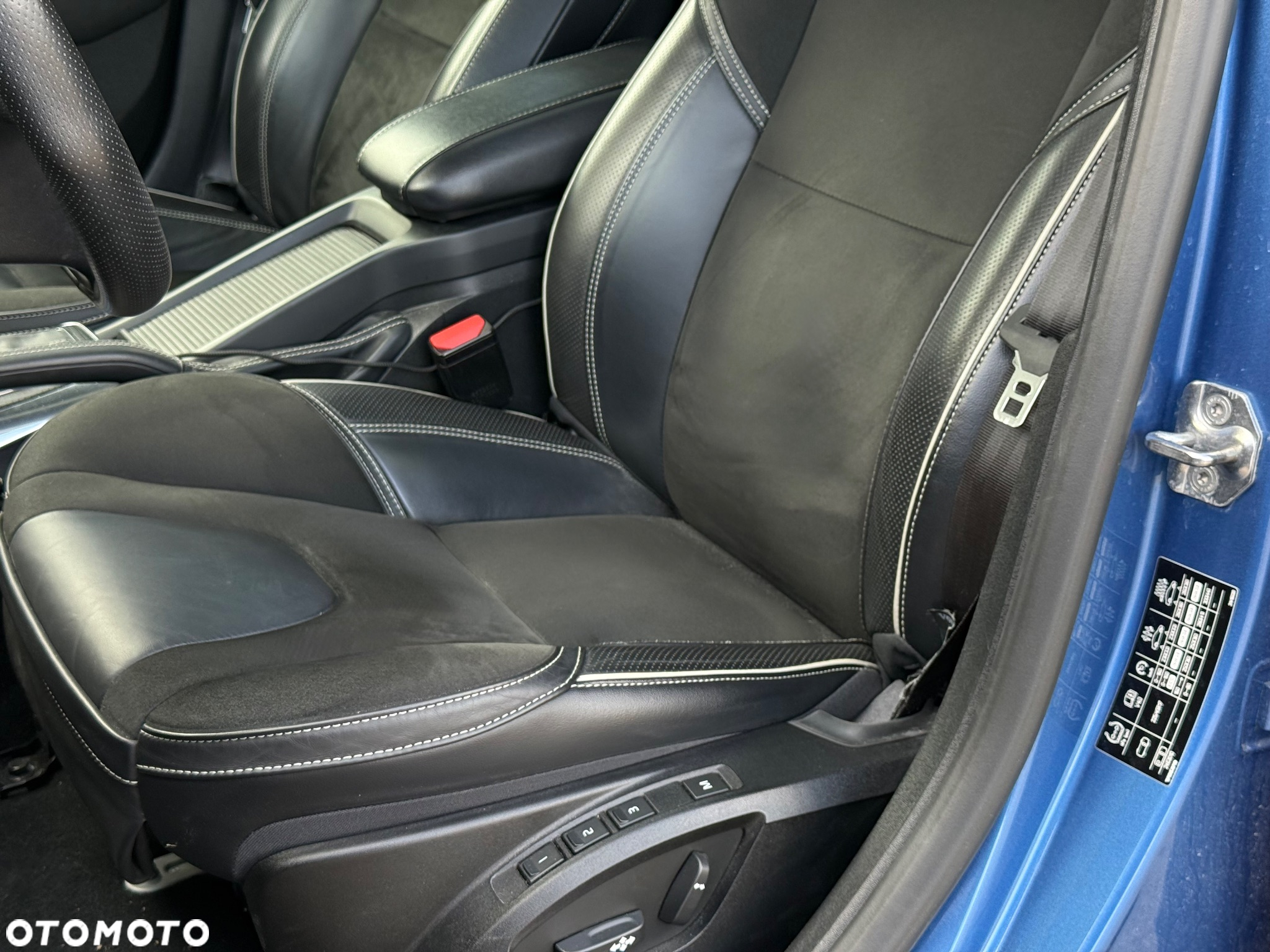 Volvo V40 T4 Drive-E R-Design Momentum - 9