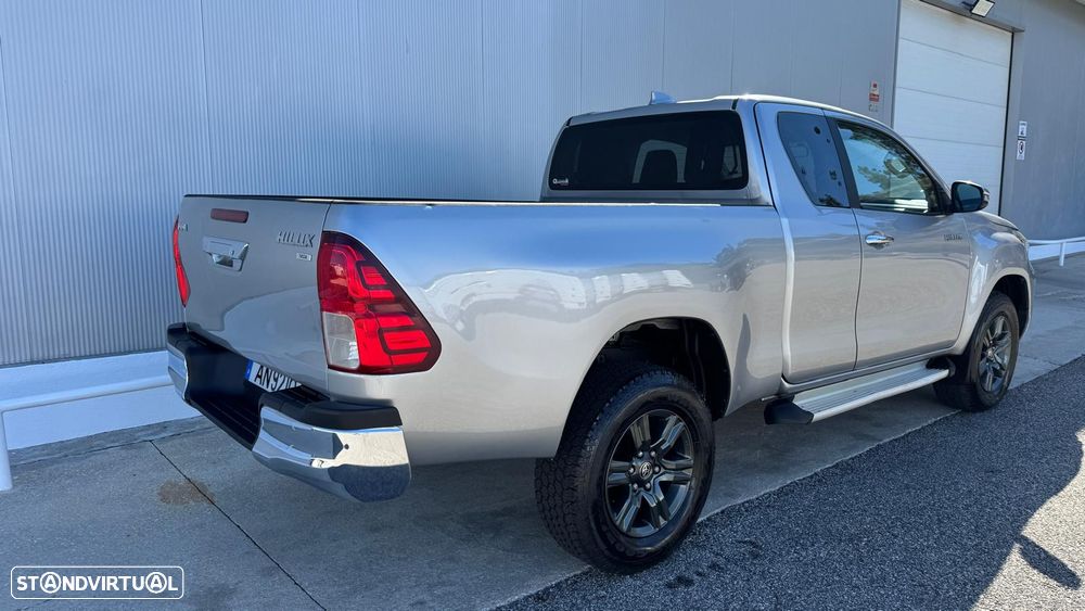 Toyota Hilux 2.4 D-4D 4WD Trial - 20