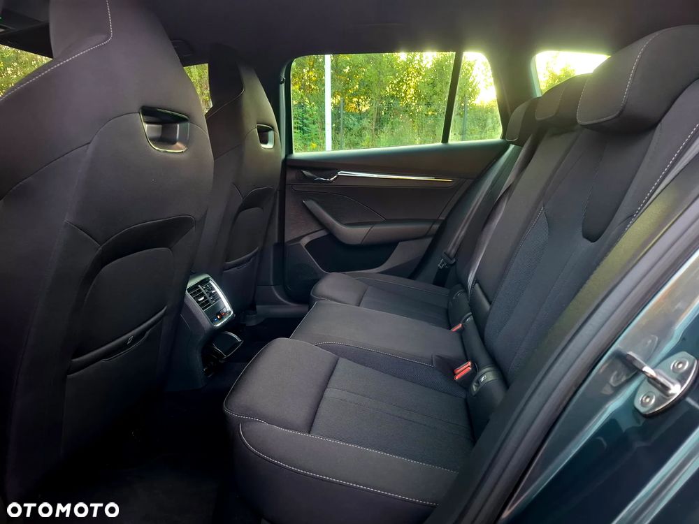Skoda Octavia 2.0 TDI DSG Sport Edition - 25
