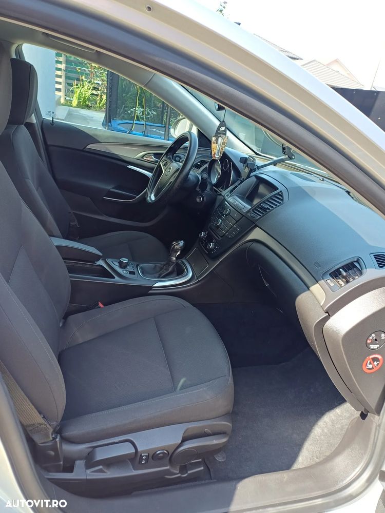 Opel Insignia 2.0 CDTI - 38