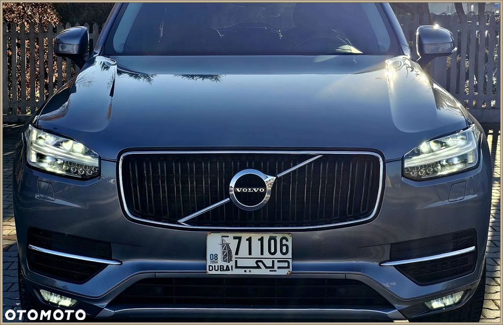 Volvo XC 90 D5 AWD Geartronic Momentum - 11