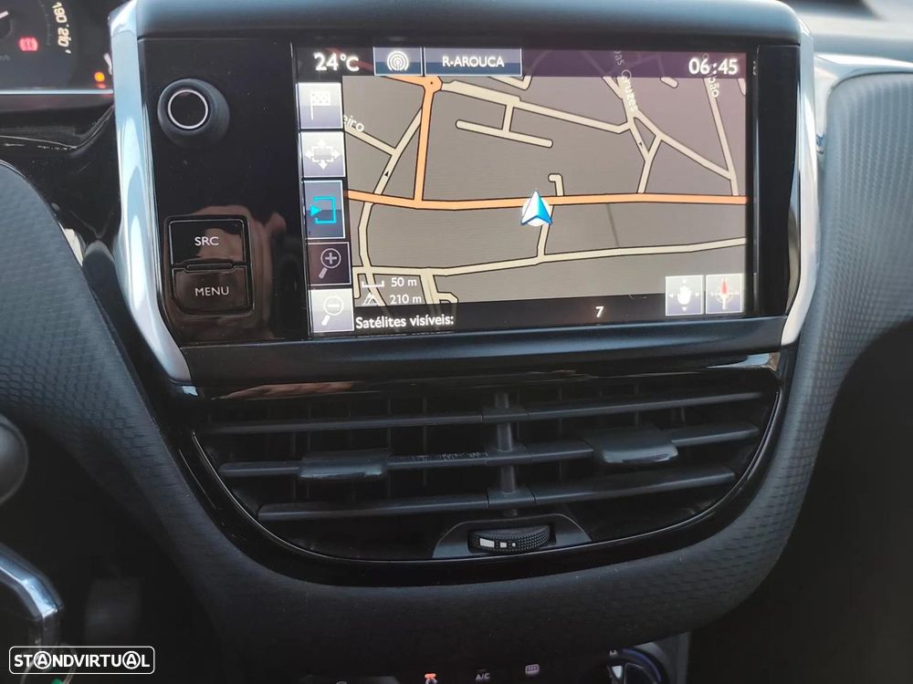 Peugeot 2008 1.2 PureTech Style - 26