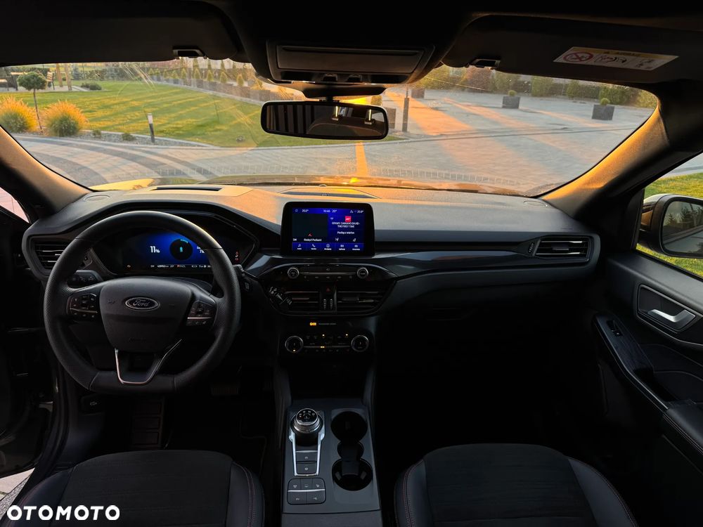 Ford Kuga - 9
