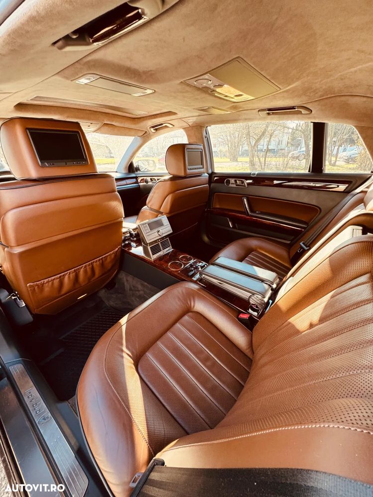 Volkswagen Phaeton - 11