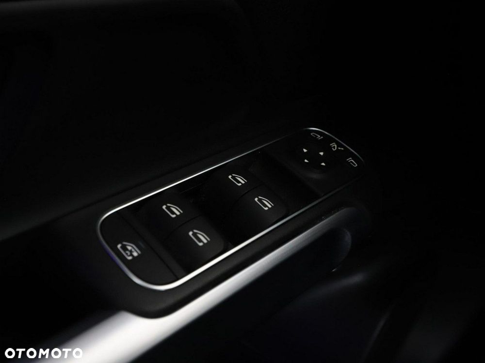 Mercedes-Benz GLB 200 d 8G-DCT Progressive - 41