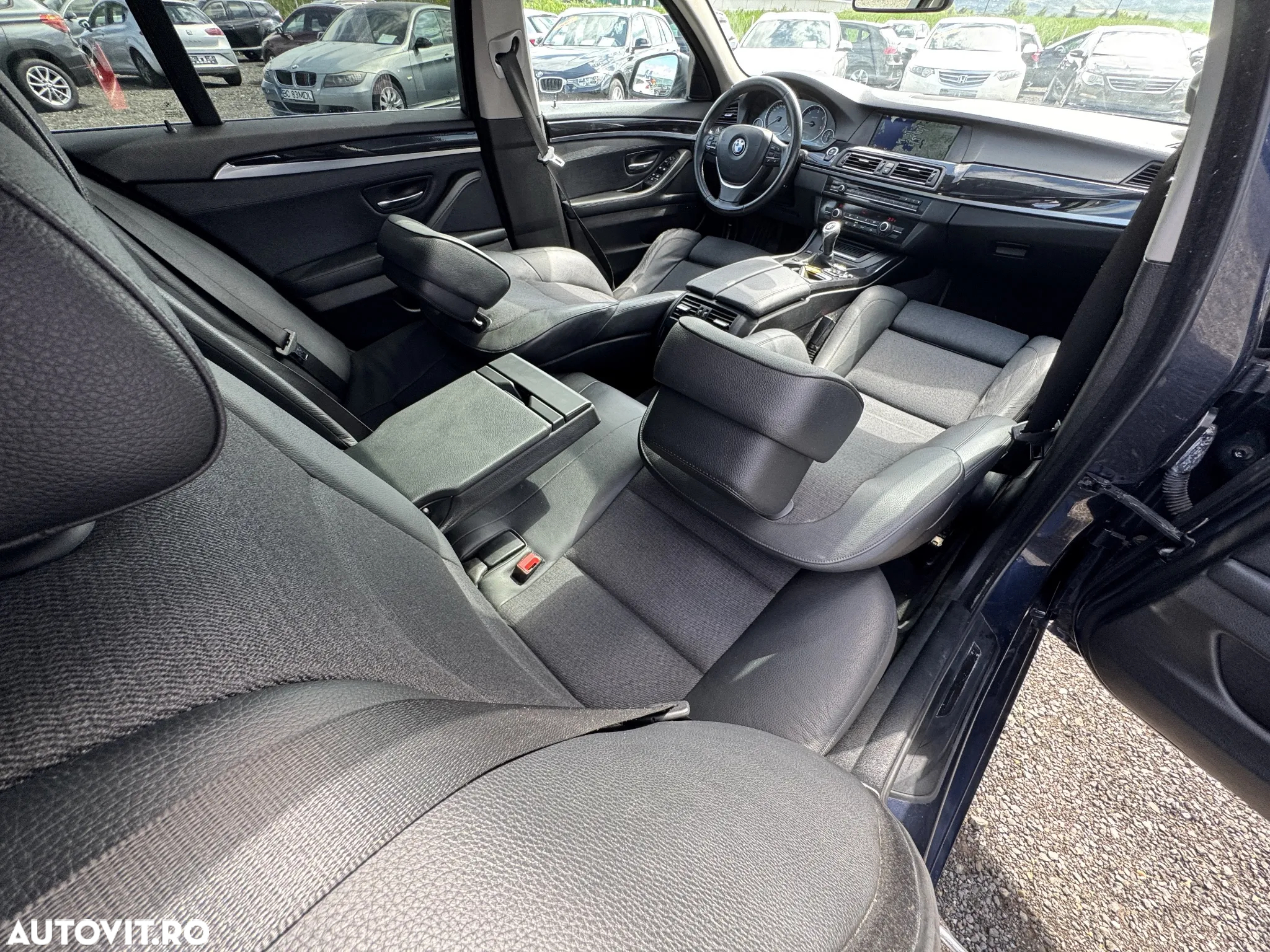 BMW Seria 5 520d - 30