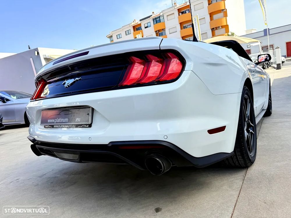 Ford Mustang 2.3i EcoBoost Aut. - 41