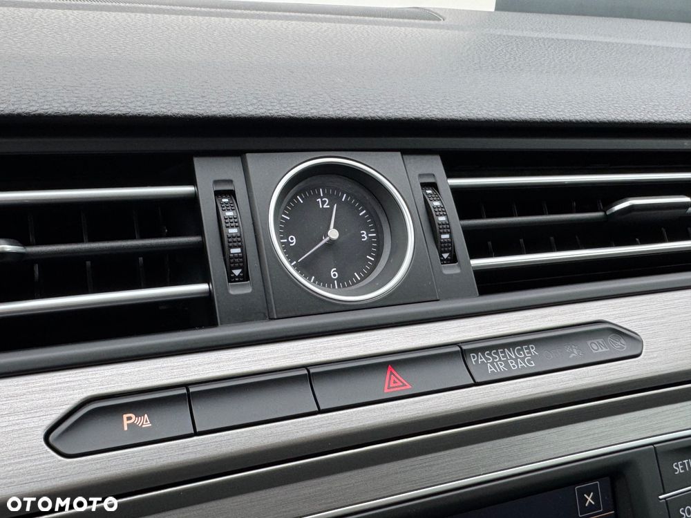 Volkswagen Passat Variant 2.0 TDI (BlueMotion Technology) Comfortline - 21