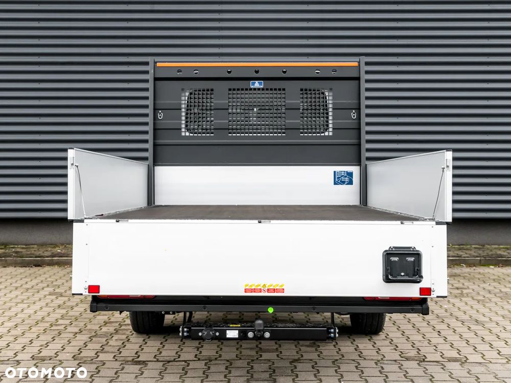 Iveco Daily 35S18HD doka ze skrzynią fabryczną - 11