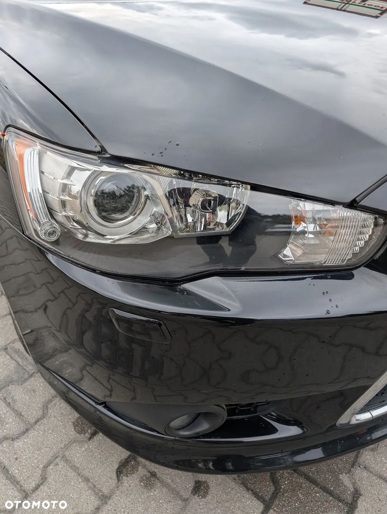 Mitsubishi Lancer 1.6 Intense - 17