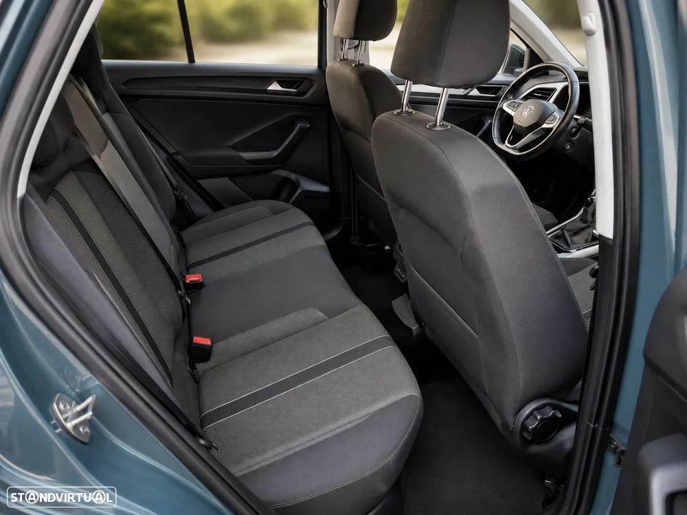 VW T-Roc 1.5 TSI Life DSG - 12