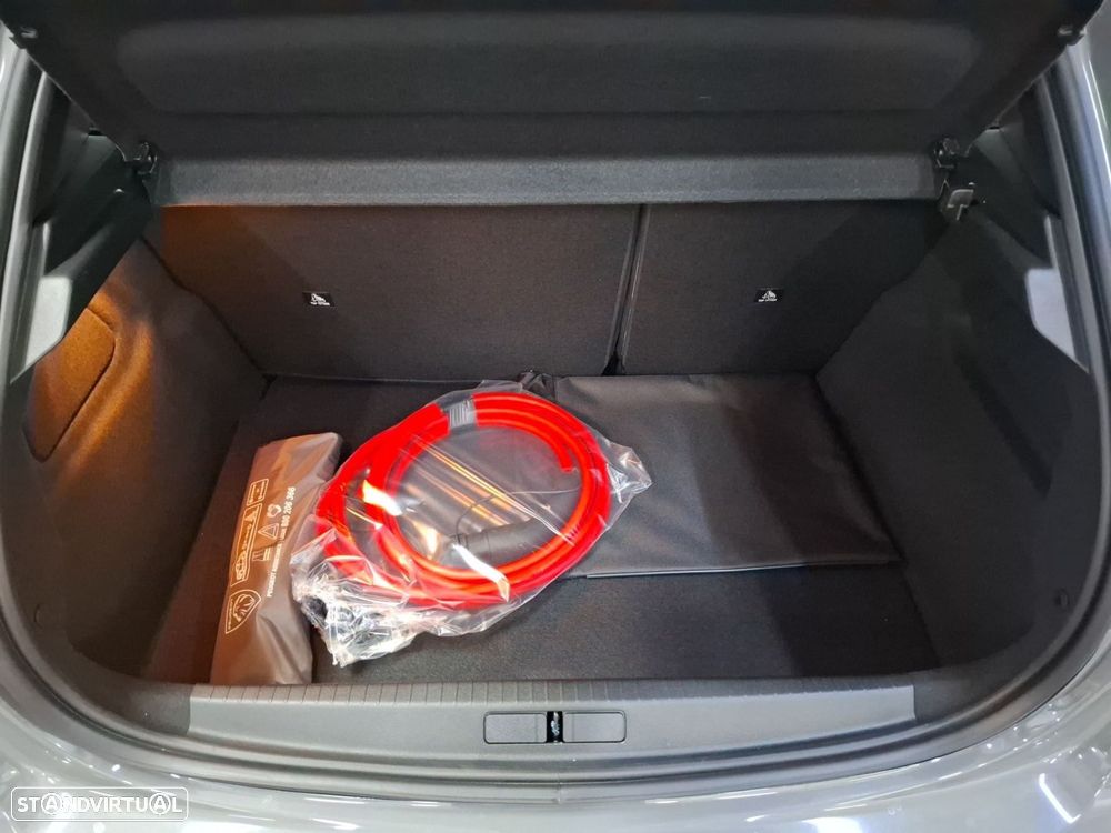 Peugeot e-208 50 kWh Allure - 24