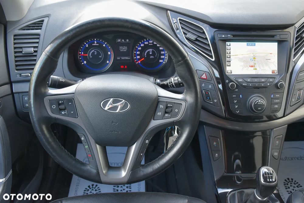 Hyundai i40 Kombi 1.7 CRDi Premium - 29