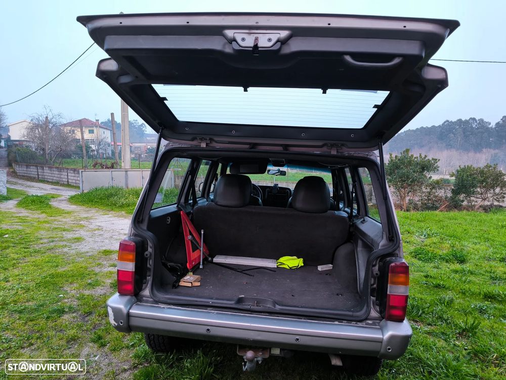 Jeep Cherokee 2.5 TD Classic - 19