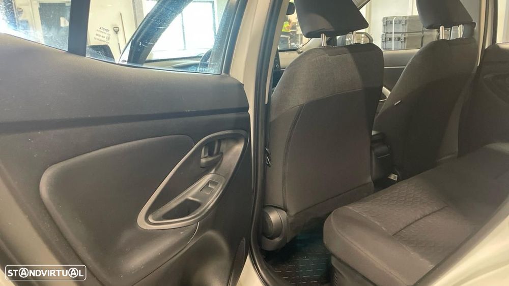 Toyota Yaris Cross 1.5 HDF Comfort - 6