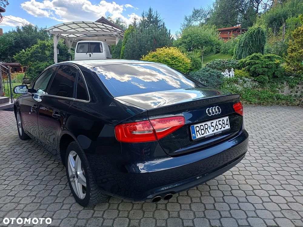 Audi A4 Limousine 2.0 TDI DPF multitronic Ambiente - 4