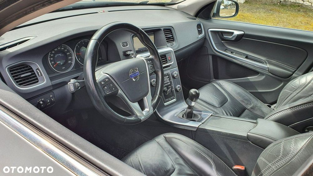 Volvo V60 DRIVe Ocean Race - 12