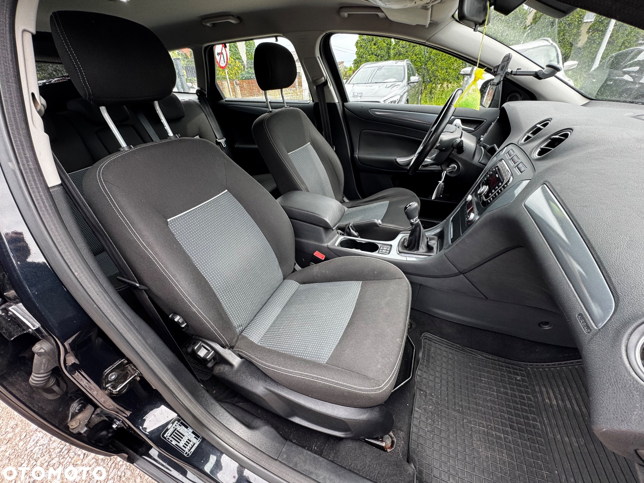 Ford Mondeo Turnier 2.0 Trend - 35