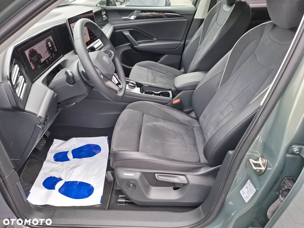 Volkswagen Tiguan 1.5 eTSI Elegance DSG - 10