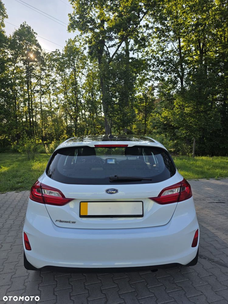 Ford Fiesta 1.1 Titanium - 12