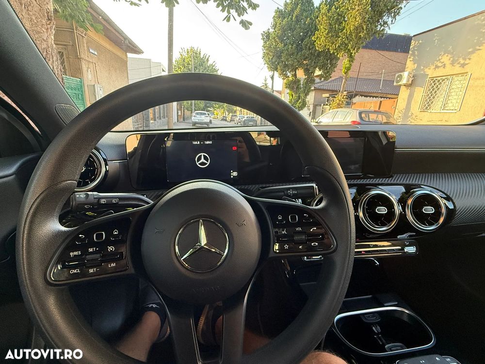 Mercedes-Benz A 200 7G-DCT - 13