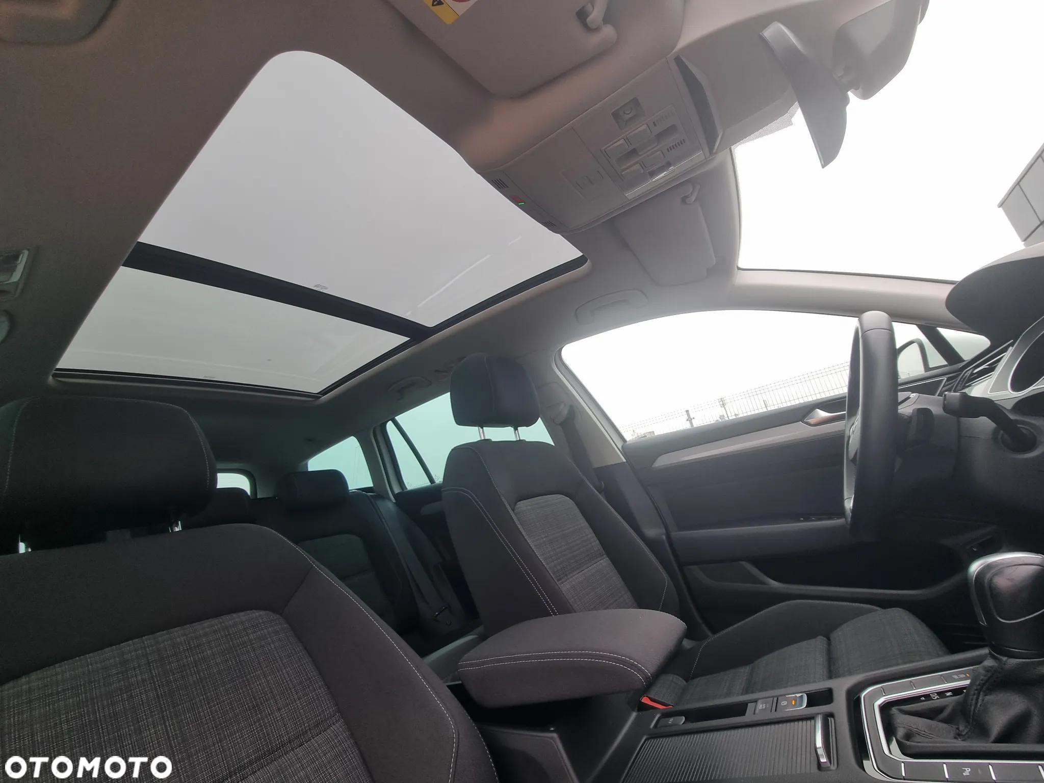 Volkswagen Passat 2.0 TDI EVO Business DSG - 37