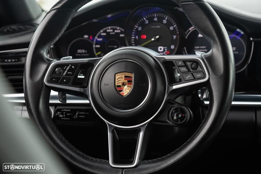 Porsche Panamera Sport Turismo 4 E-Hybrid - 29