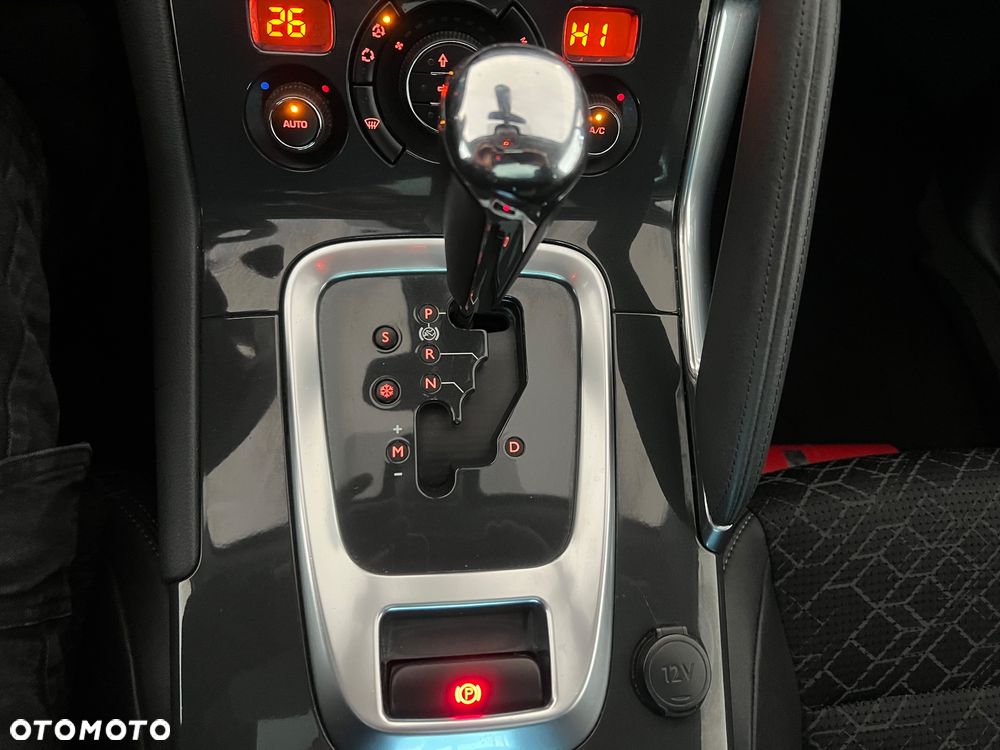 Peugeot 3008 THP 165 EAT6 Stop & Start Crossway - 37