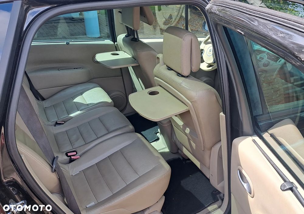 Renault Grand Scenic - 15