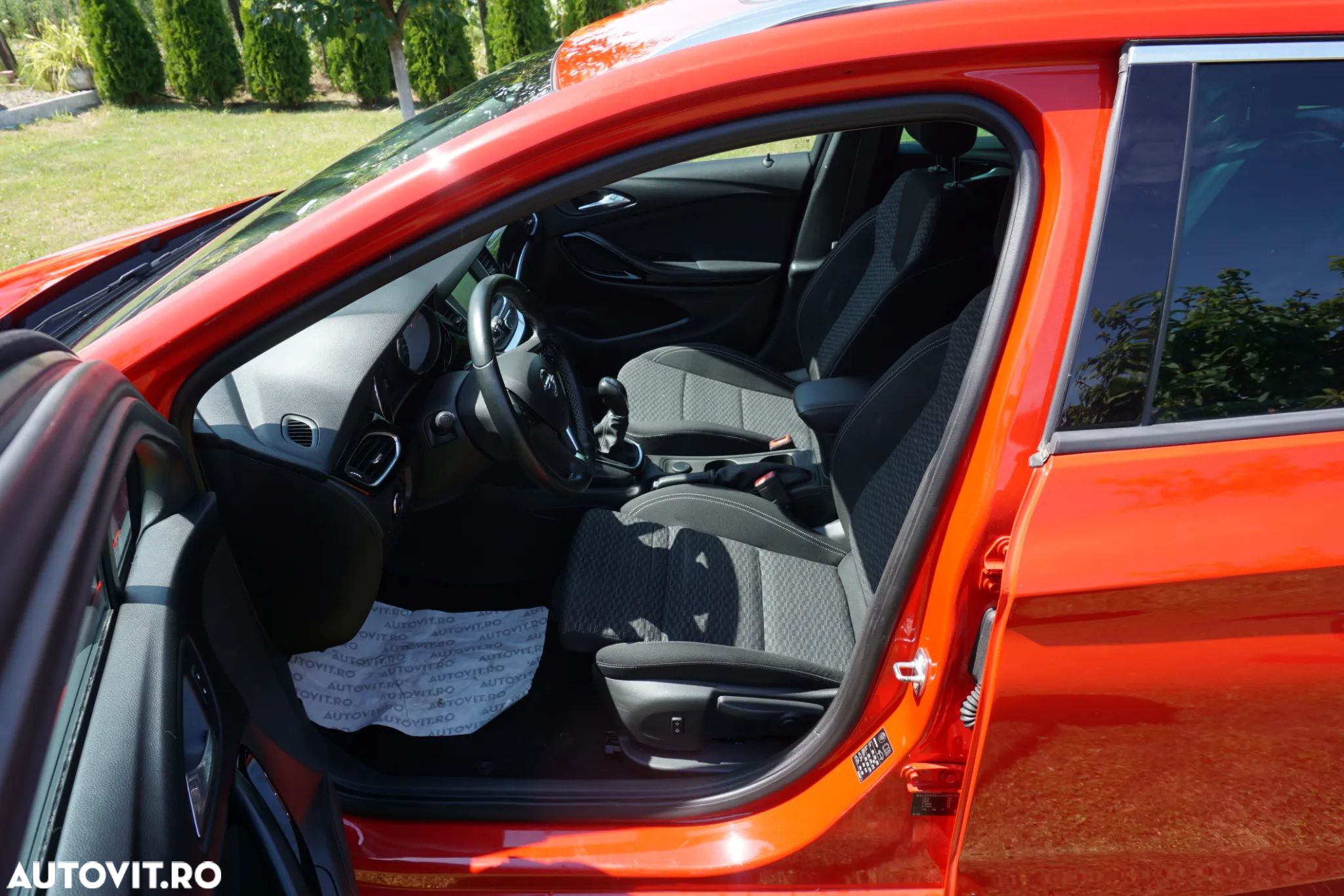 Opel Astra 1.4 Turbo Sports Tourer ON - 6