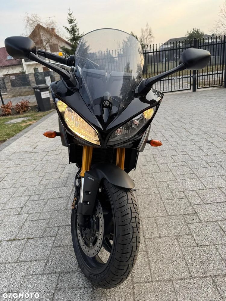 Yamaha FZ8 - 2