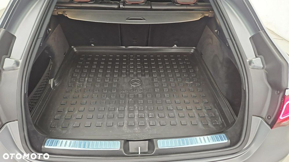 Mercedes-Benz GLC - 25