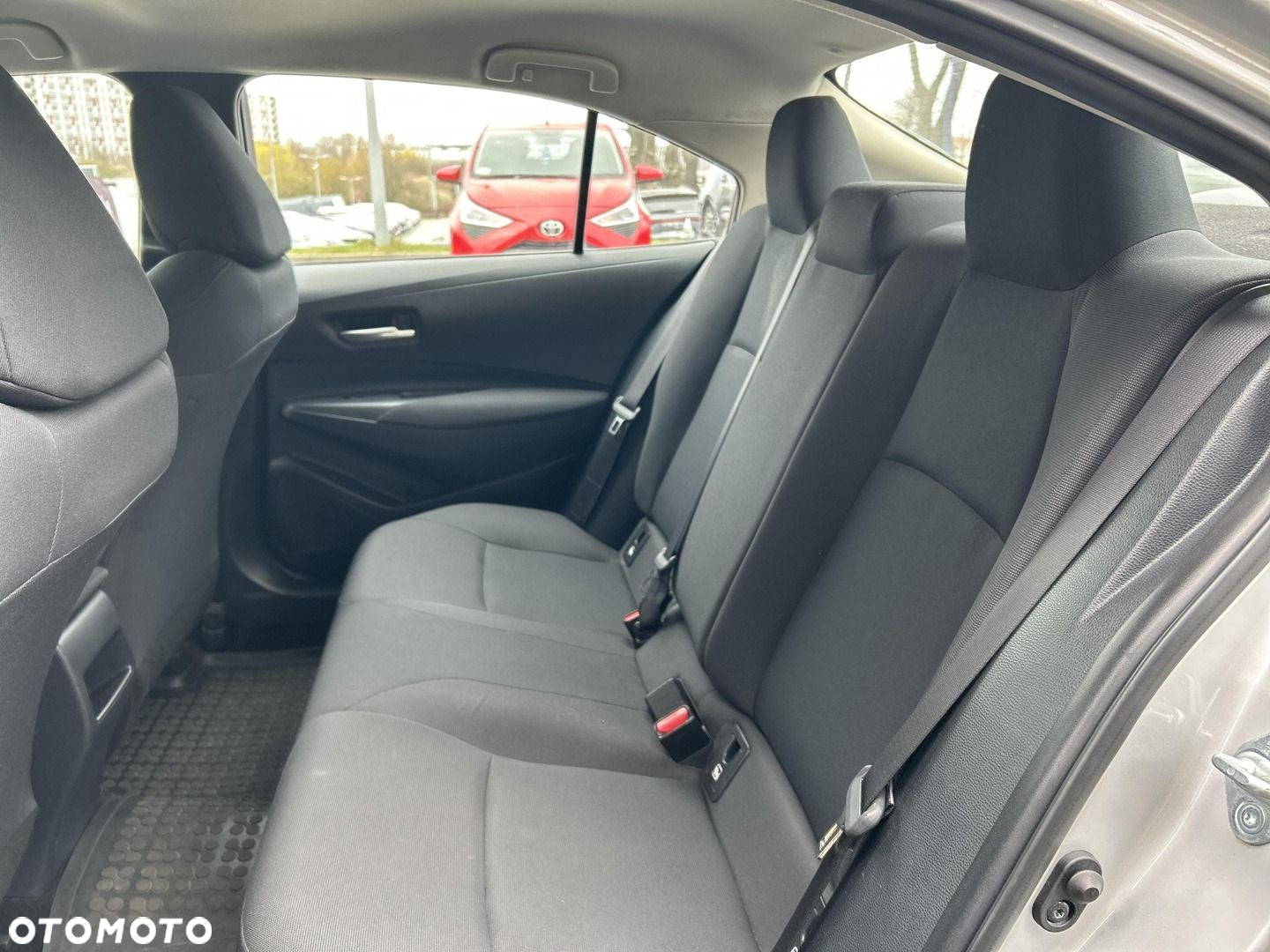 Toyota Corolla - 16