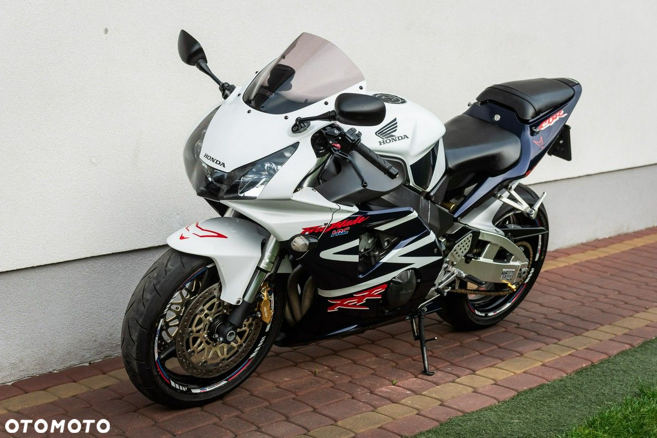 Honda CBR - 6
