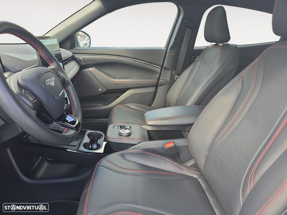 Ford Mustang Mach-E 87 kWh Premium AWD - 9