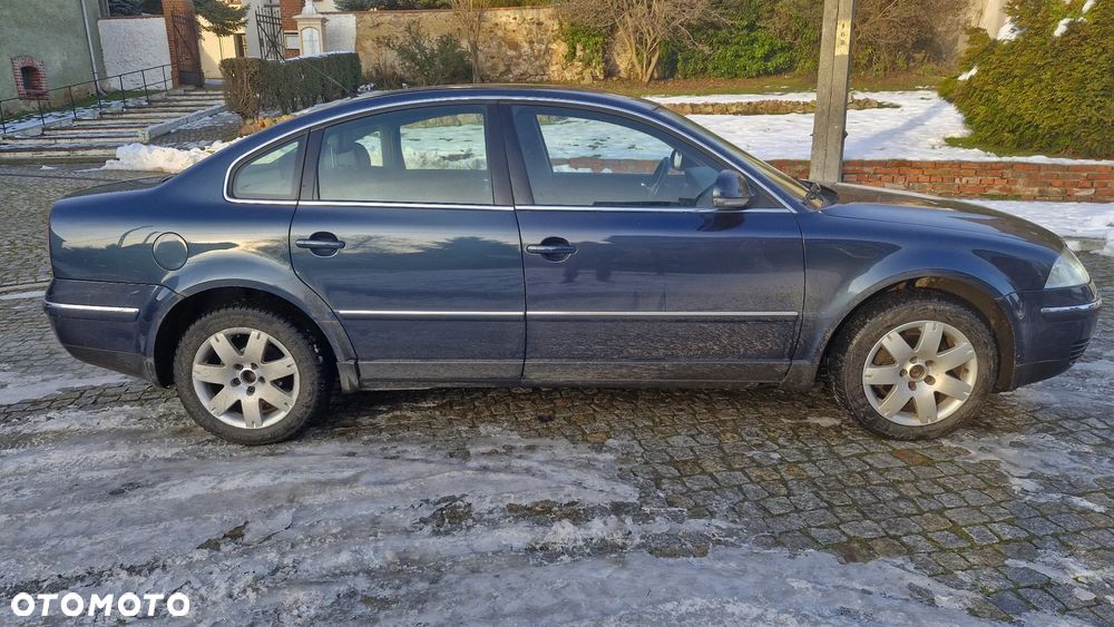 Volkswagen Passat 1.9 TDI Exclusive - 6