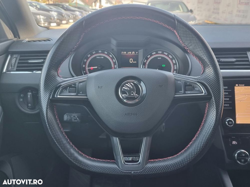 Skoda Octavia 2.0 TDI 4X4 DSG RS - 9