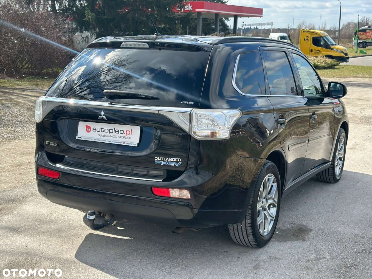 Mitsubishi Outlander - 13