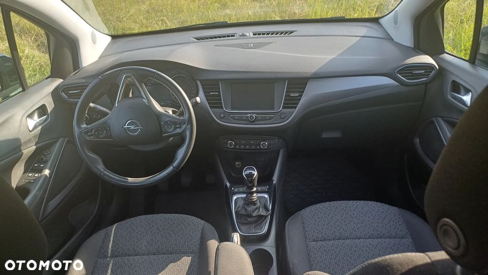 Opel Crossland X - 10
