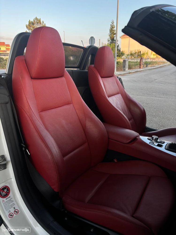 BMW Z4 23 i - 9