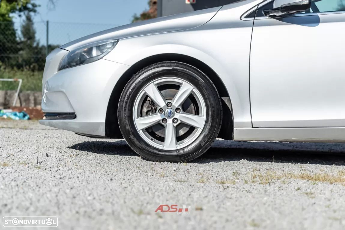 Volvo V40 1.6 D2 Kinetic Powershift - 6