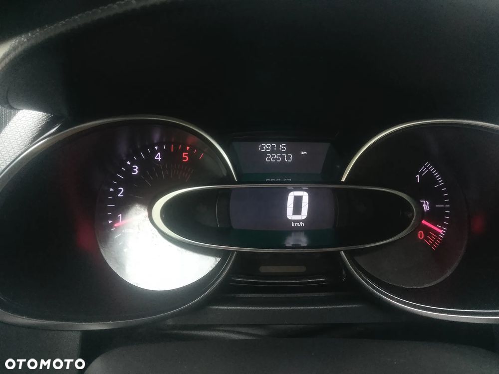Renault Clio 1.5 dCi Energy Life - 11