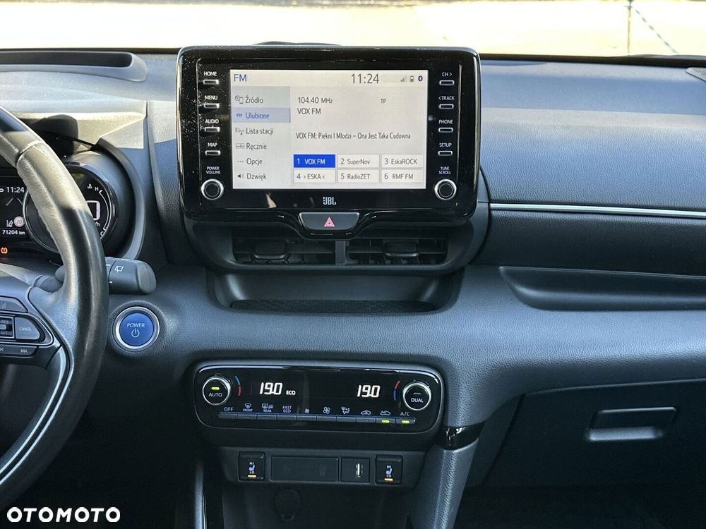 Toyota Yaris Hybrid 1.5 Selection Style - 19