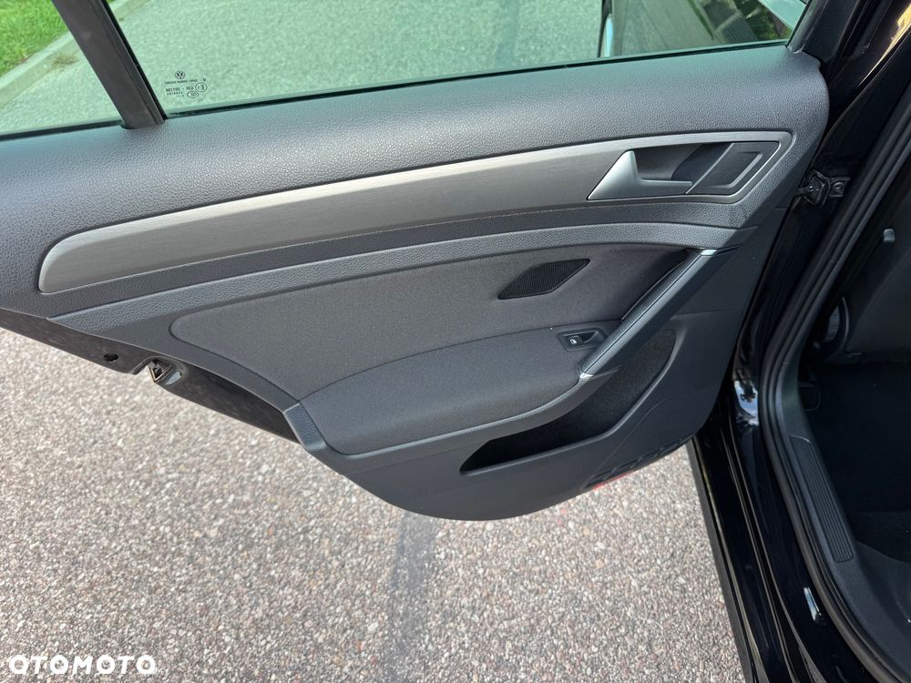Volkswagen Golf 1.2 TSI BlueMotion Technology Trendline - 19